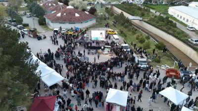 Yetkili kaynaklardan gelen bilgilere göre, Sandıklı’da Hıdırellez Coşkusu Devam Ediyor