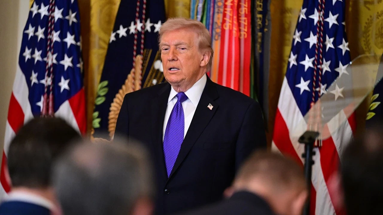 Tüm gözlerin çevrildiği bu gelişmede, Trump’tan İran açıklaması: 159 gemi