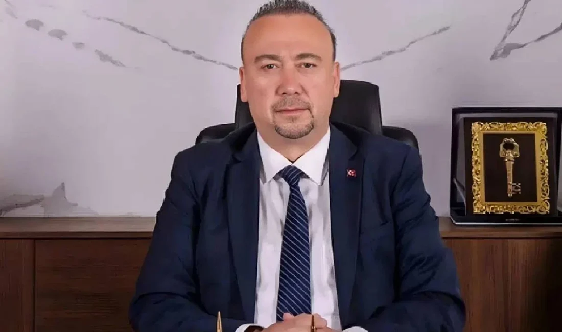 Yapılan açıklamalar doğrultusunda, CHP Sözcüsü Zeynel Emre, rüşvet ve usulsüzlük