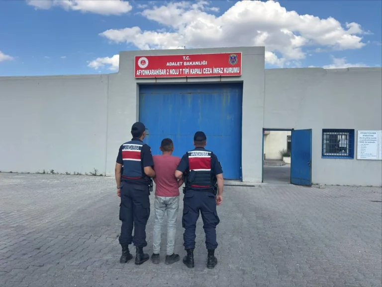 Afyonkarahisar’da Aranan 35 Kişi Yakalandı