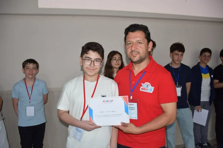 Afyonkarahisar’da Deneyap Proje Şenliği Renkli Geçti