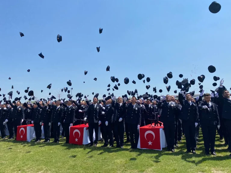 Afyonkarahisar’da POMEM Mezuniyet Töreni: 432 Genç Polis Göreve Hazır