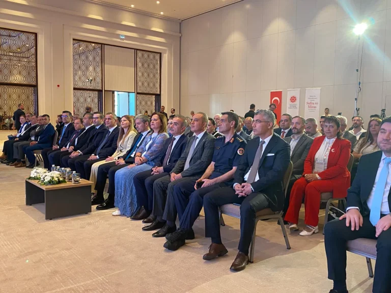 Afyonkarahisar’da Sofra ve Miras Paneli Düzenlendi
