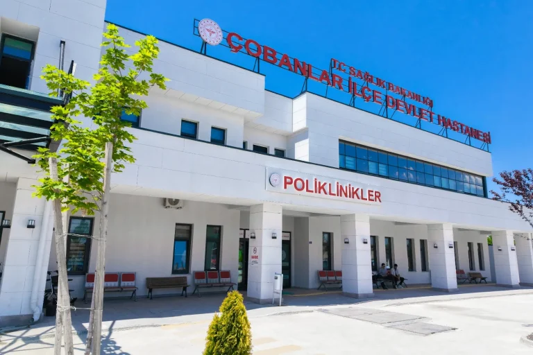 Çobanlar Devlet Hastanesi’ne İki Yeni Doktor Atandı