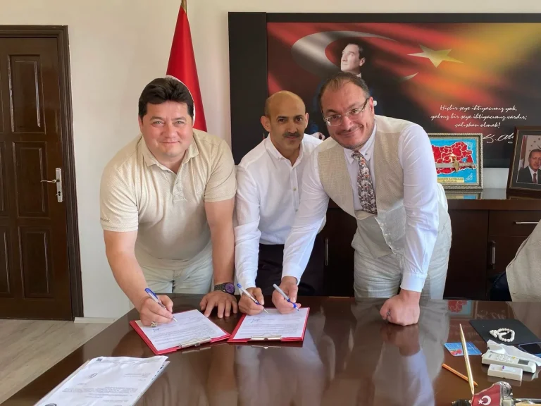 BOLVADİN OSB’DE YENİ YATIRIMIN İMZALARI ATILDI