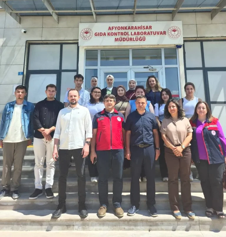 Öğrencilerden Teknik Gezi