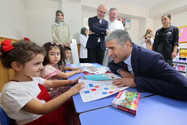 VALİ AKTAŞ YAZ KURAN KURSLARINI ZİYARET ETTİ