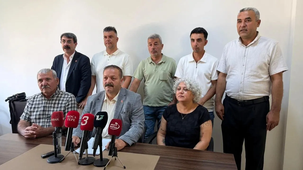 CHP’li İGM Üyeleri Yeni Parti’ye Geçtiler