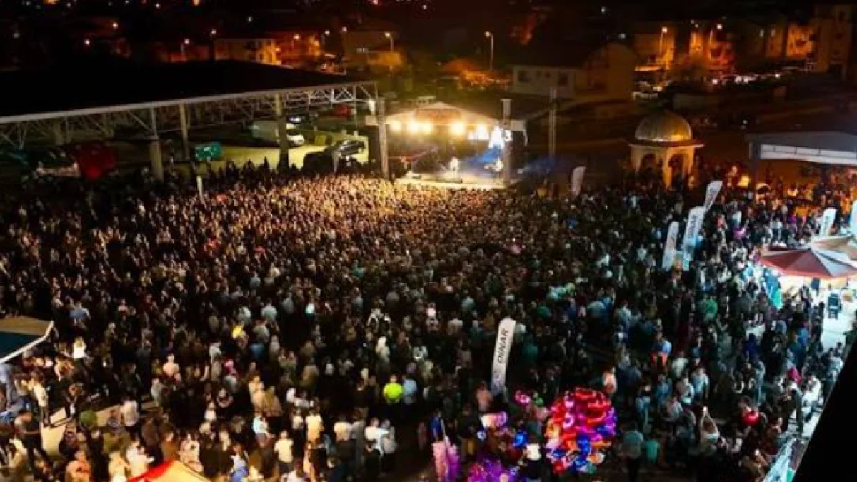 Dinar’da Ayna Rüzgârı! Marsyas Festivali’nde Unutulmaz Gece