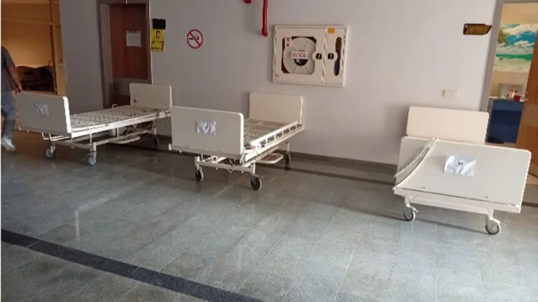 19 Hasta Yatağı TSD Afyonkarahisar Şubesine Ulaştırıldı, 5 Yatak İhtiyaç Sahiplerine Teslim Edildi