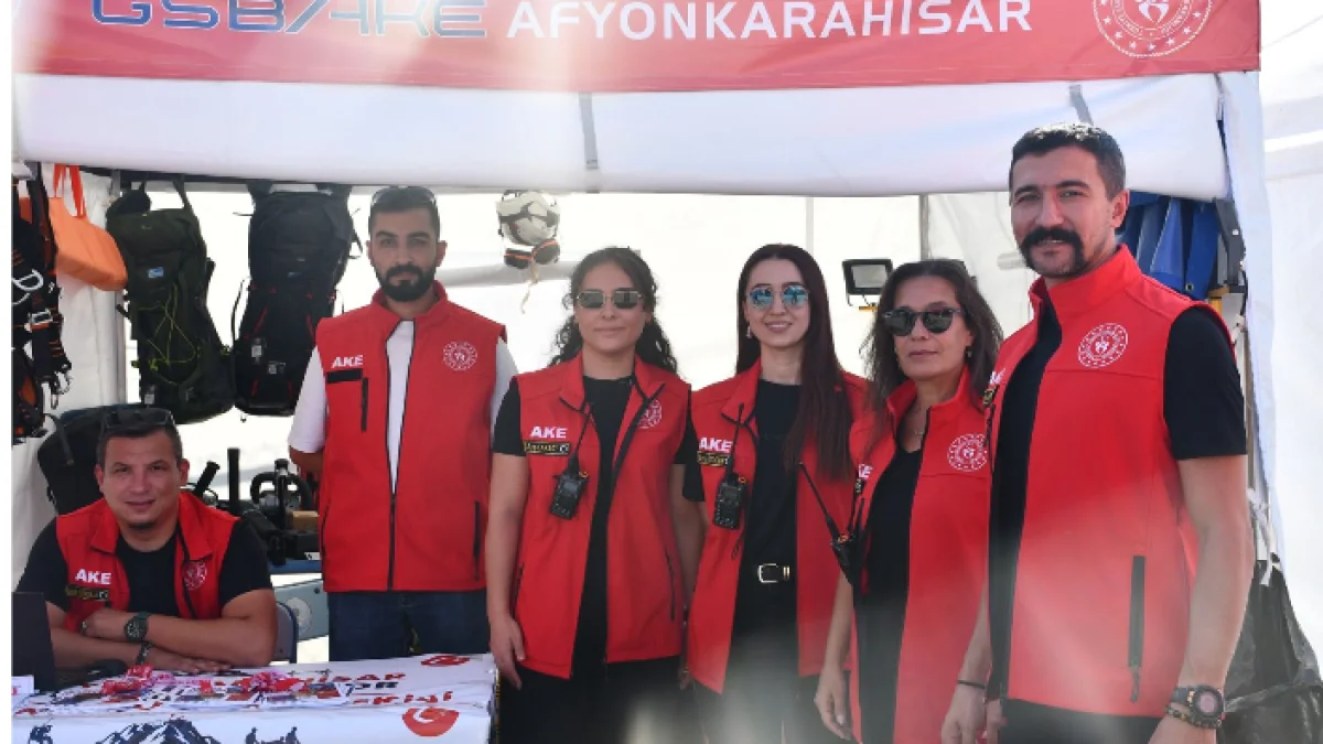 Afyonkarahisar Motofest’te Hayat Kurtaran Dayanışma: Arama Kurtarma Ekibine Yoğun İlgi