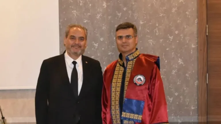 Afyonkarahisar’ın Tanıdığı İsim AFSÜ’de Doçent Kadrosuna Atandı