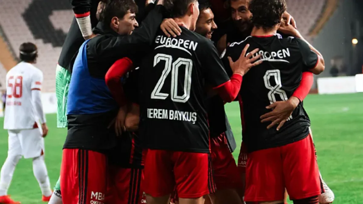 Eskişehirspor Evinde Fark Etti: Balıkesirspor Karşısında Gol Yağmuru 7-1