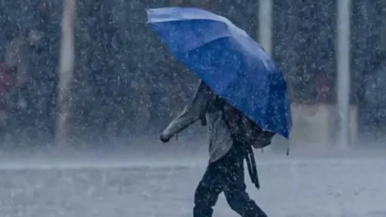 Meteorolojiden 3 İle Kuvvetli Yağış Uyarısı: Saat Verildi