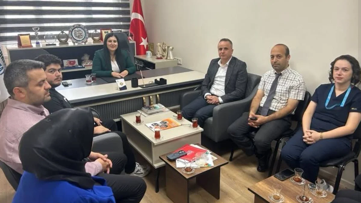 Otizmli Bireylerin Ağız Sağlığı İçin Önemli Adım: AFSÜ’den Dernek Ziyareti