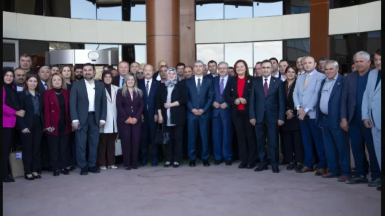 AFYONKARAHİSAR’DA 19 EKİM MUHTARLAR GÜNÜ KUTLANDI