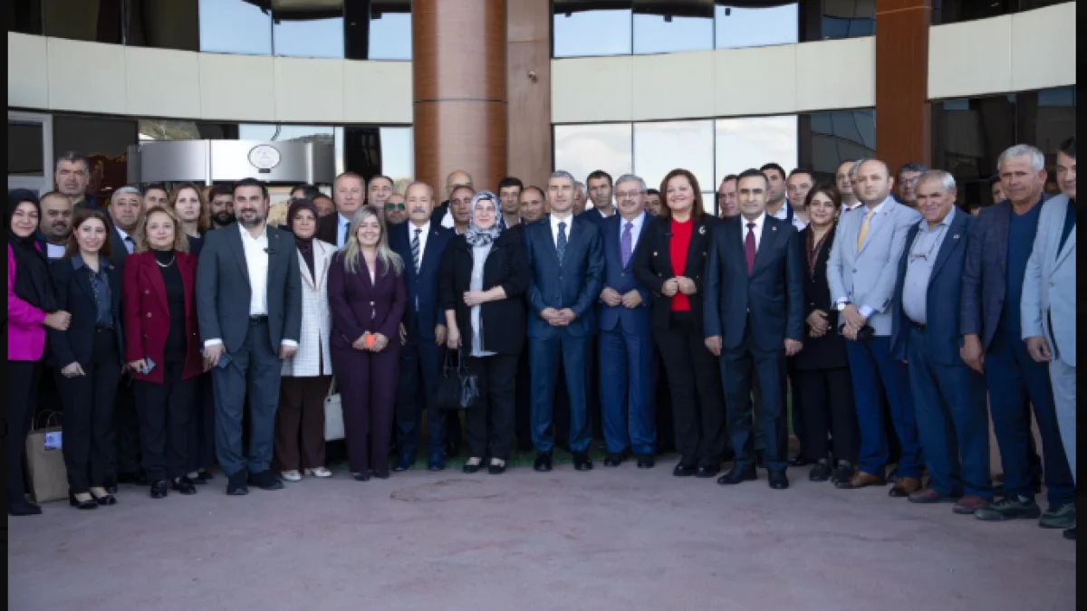 AFYONKARAHİSAR’DA 19 EKİM MUHTARLAR GÜNÜ KUTLANDI
