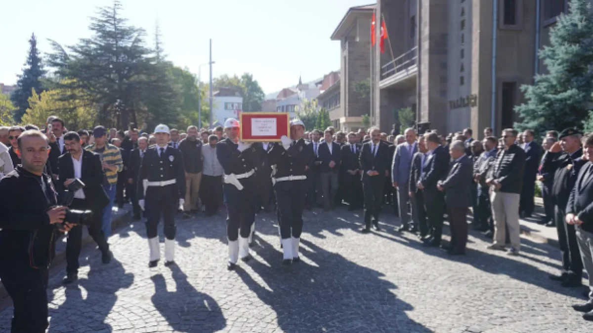 Afyonkarahisar’ı Yasa Boğan Veda: Vali Yardımcısı İhsan Ayrancı İçin Tören Düzenlendi