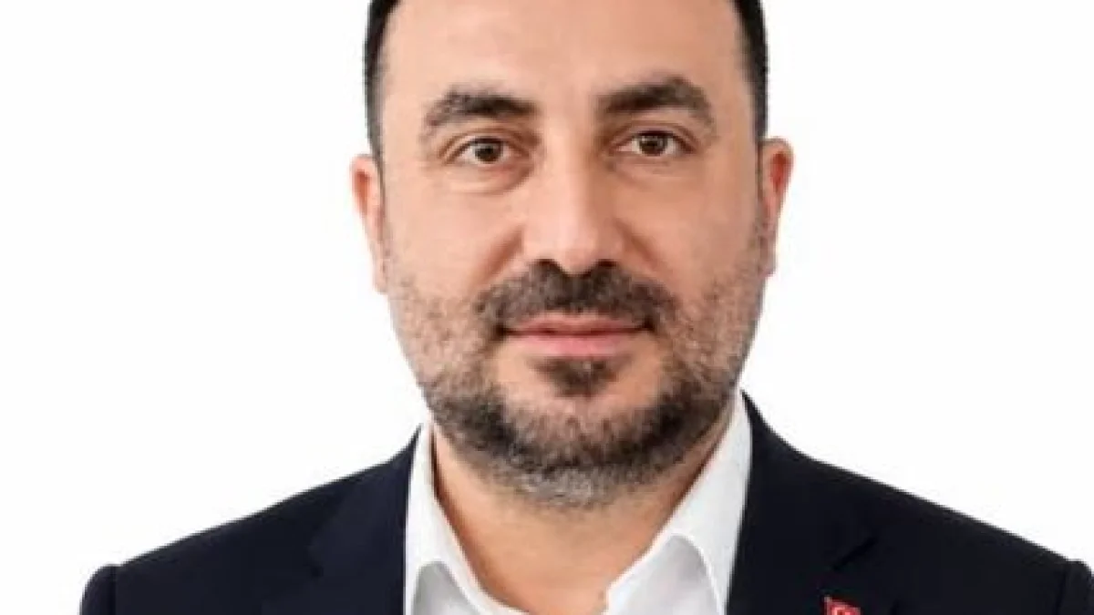 İl Başkanı Dr. Özgür Kavak Yeni Kadroyu Açıkladı: İşte İl Yürütme Kurulu’nun Yeni Üyeleri Açıklandı.