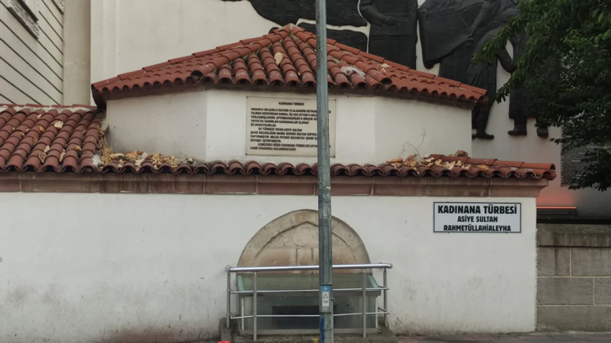 Selçuklu’dan Günümüze: Afyonkarahisar Kadın Ana Türbesi’nin Tarihi