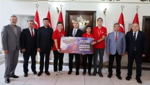 Vali Dr. Naci Aktaş’tan TEKNOFEST 2026 Şampiyonu SAYAR-TECH Takımına Tebrik