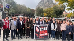 Zafer Meydanı’nda Kayyum Protestosu: YENİ Parti’den Halk TV Açıklaması
