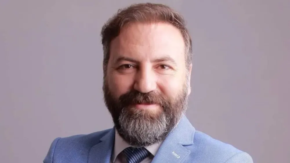 Seyhun Sertan Yücekaş, geniş akademik ve mesleki tecrübesiyle Afyonkarahisar Belediyesi