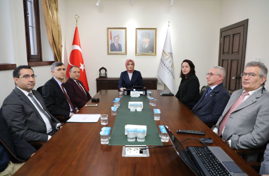 Vali Doç. Dr. Kübra Güran Yiğitbaşı, Afyon Kocatepe Üniversitesi’nin tarım,