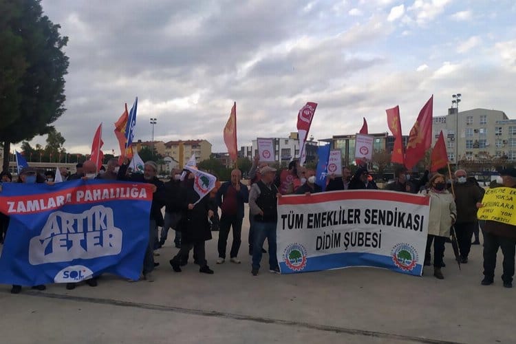 Didim Emek ve Demokrasi Platformu üyeleri zamları, hayat pahalılığını ve