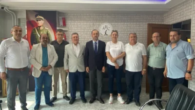 Afyon Sağlık Bilimleri Üniversitesi Rektörü Prof. Dr. Nurullah Okumuş, Afyon Basın Cemiyeti Başkanı İsmail