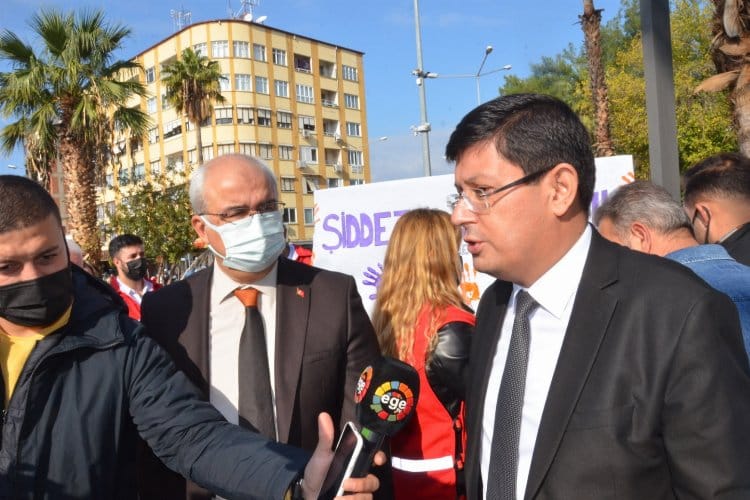 Kadına Yönelik Şiddete Karşı Uluslararası Mücadele Günü kapsamında bilgilendirme standı