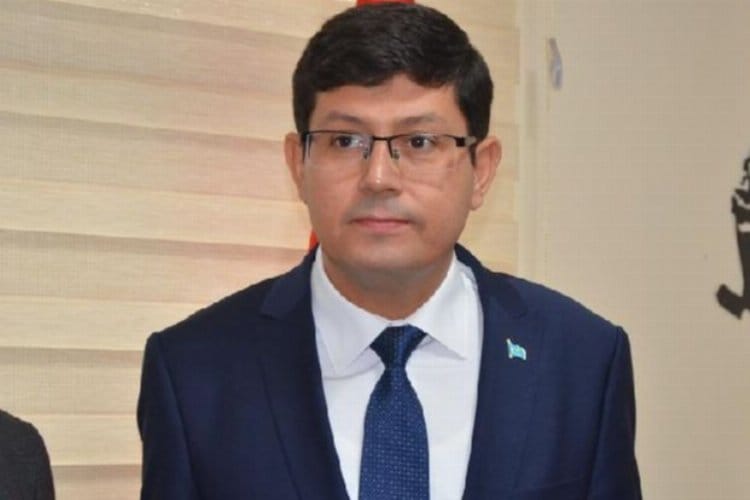 Aydın Nazilli Belediye Başkanı Kürşat Engin Özcan, ailecek yaptırdıkları koronavirüs